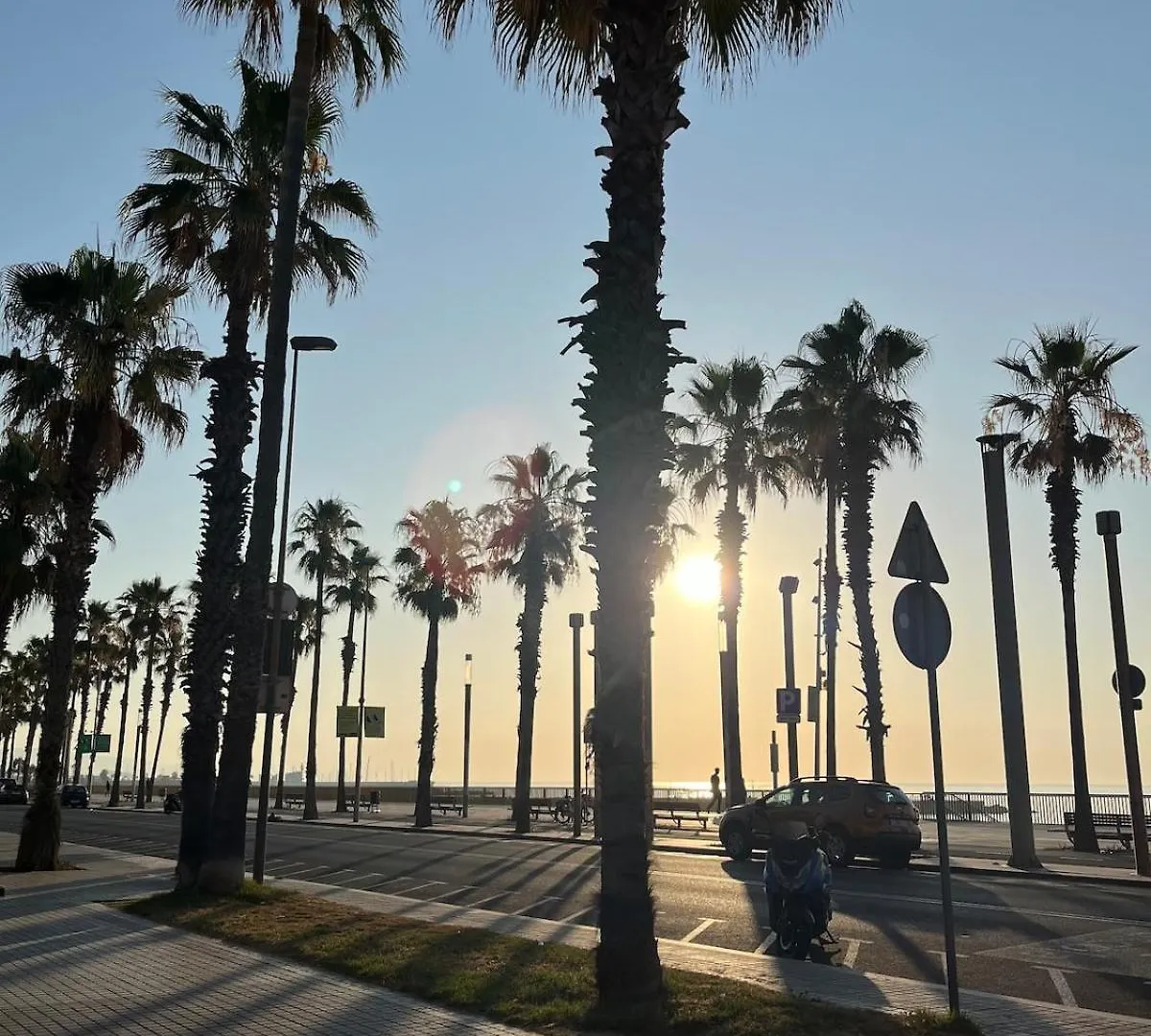 150M From The Beach برشلونة 0*,  إسبانيا